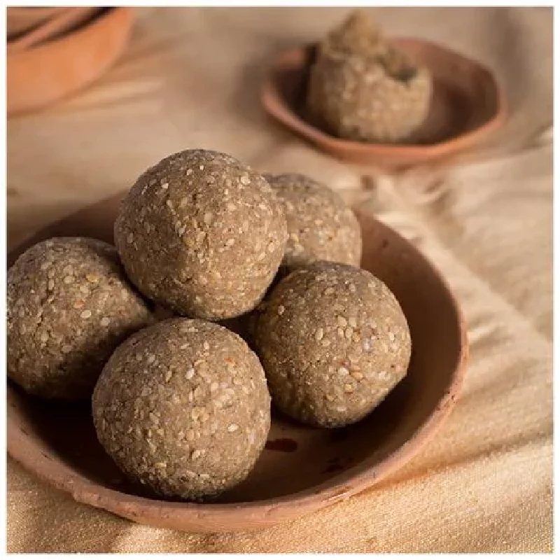 Almond House Till Laddu, 250 g-1.webp